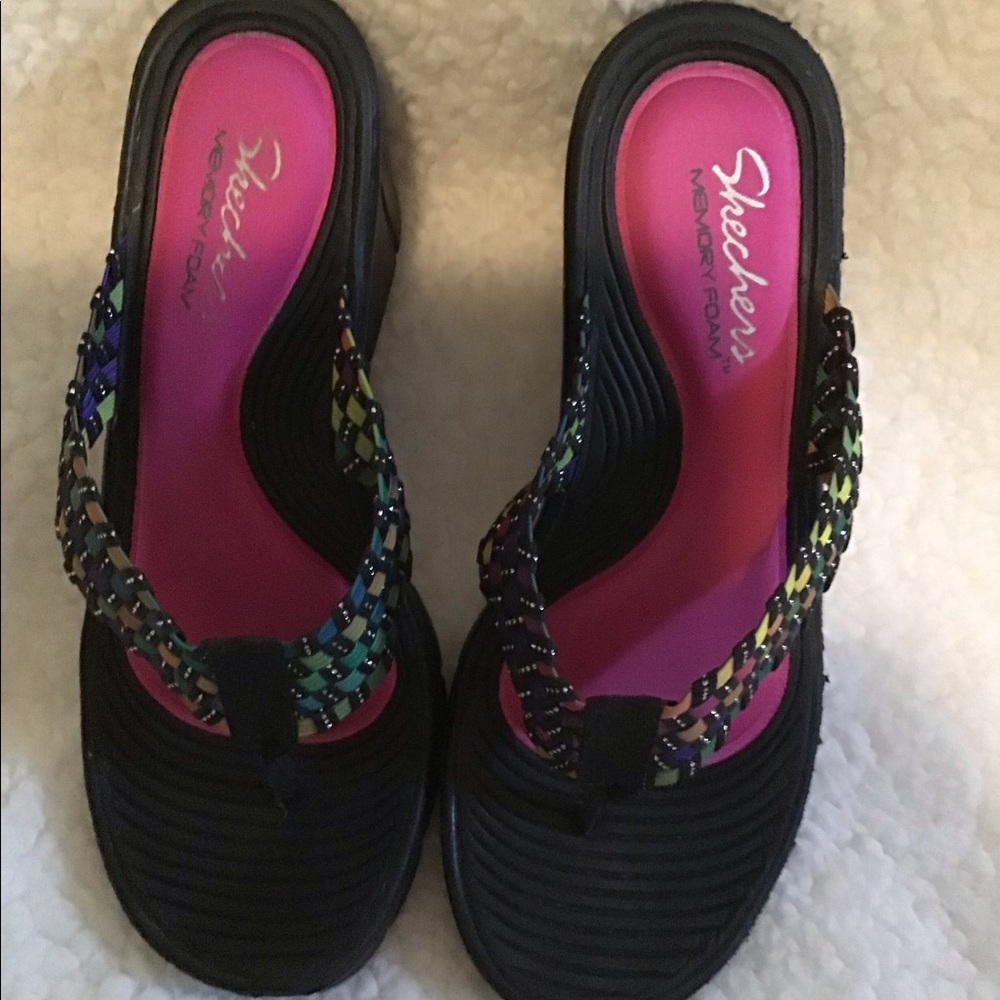 Skechers wedge flip flops multicolor
